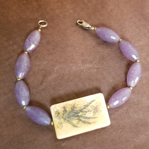 Jewelry - Lavender Quartz & Carved Turtle Botanical Bracelet